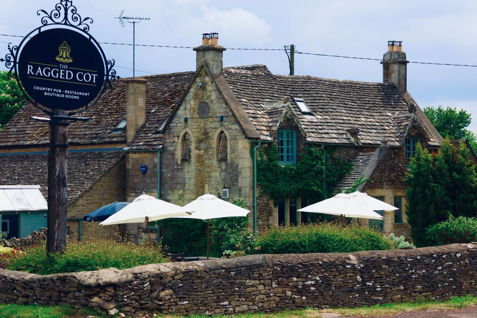 The Ragged Cot Hotell Minchinhampton Exteriör bild